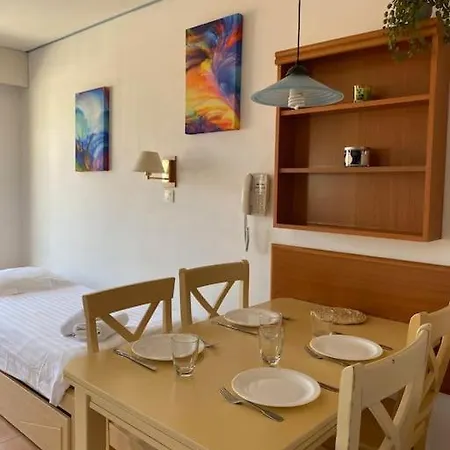 Apartman Joli 2 Pieces Vue Parking Clim 50m